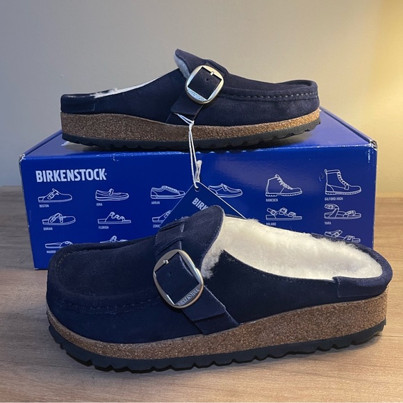 Birkenstock Buckley Shearling in Navy Blue with Silver Hardware - Picture 4 of 15